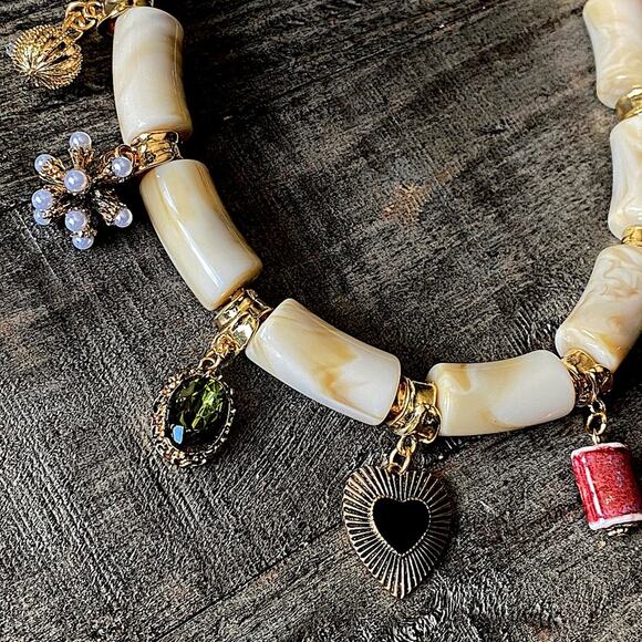 NEW Gold & Cream Beaded Statement Necklace - Picture 8 of 8